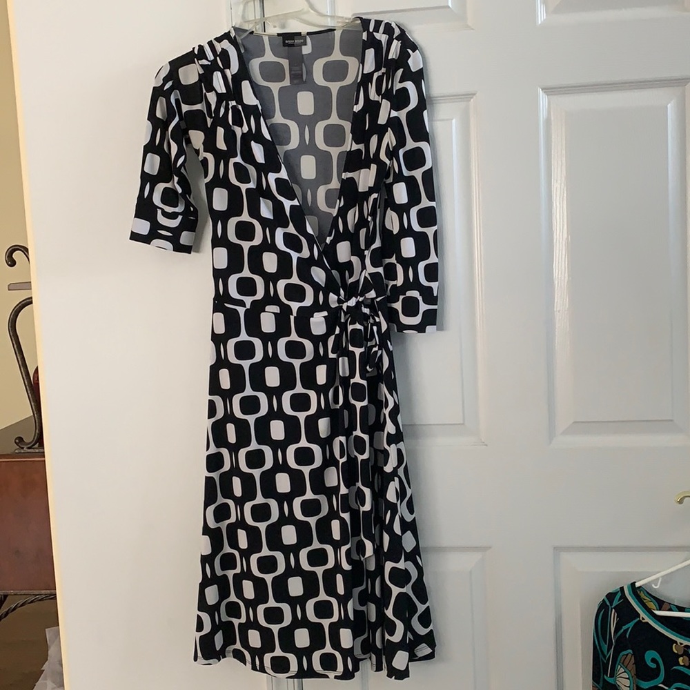 Bisou wrap dress size 4